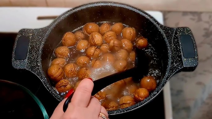 This Secret Was Revealed to Me by a Spanish Pilot: Boiling Walnuts for Health and Energy! 🍬