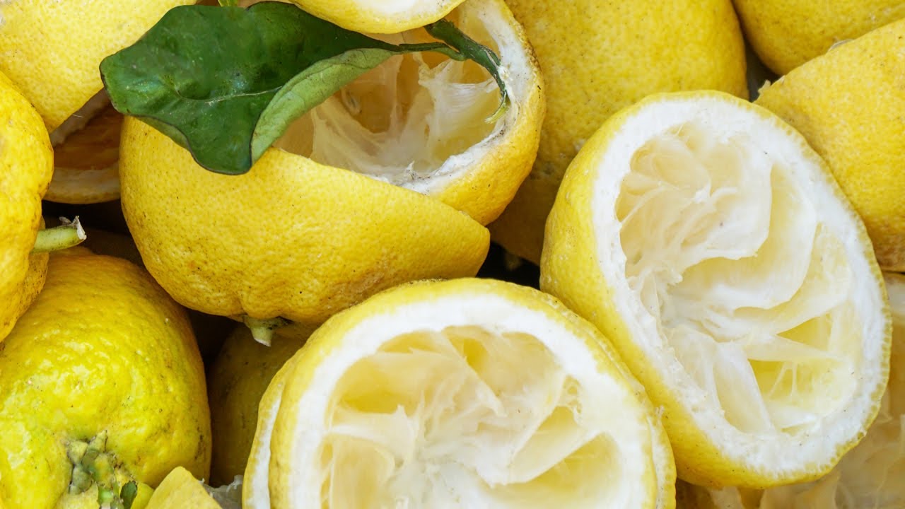 Never Throw Away Lemon Peels – This Is How To Use Them