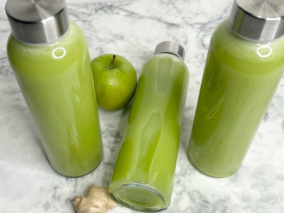 Celery Cucumber Detox: Detoxify Your Gut and Achieve a Flat Tummy! 🥒🌿