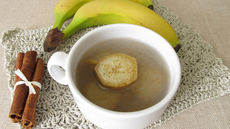 This Tea Will Help You Sleep Better at Night | Banana and Cinnamon Tea