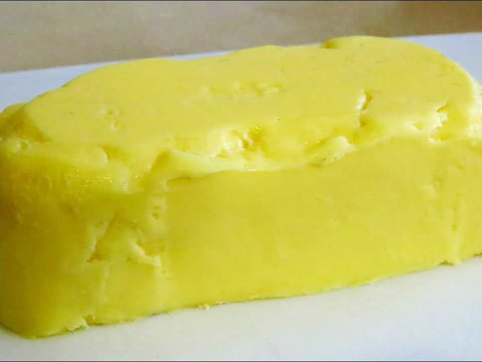 How to Make Homemade Butter in 3 Minutes: Quick and Easy Recipe